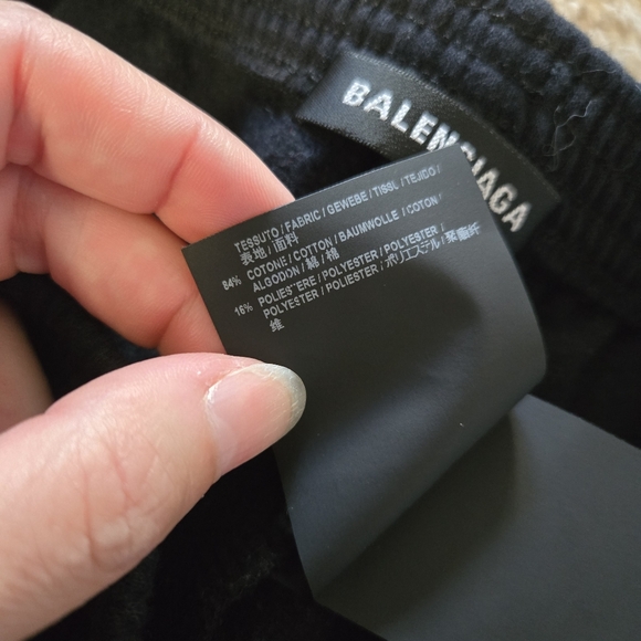 Balenciaga Kids Shorts. - Picture 5 of 5